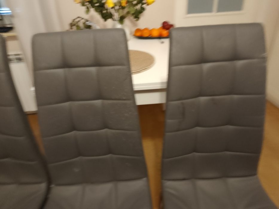 Zestaw 4 krzesel