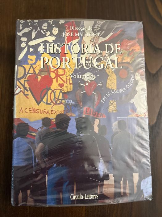 Conjunto de livros de história - História de Portugal