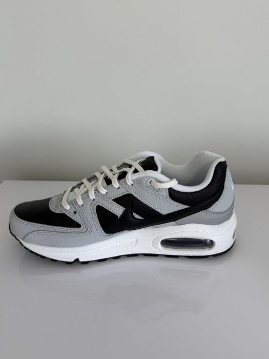 Продаю жіночі кросівки air max command оригінал