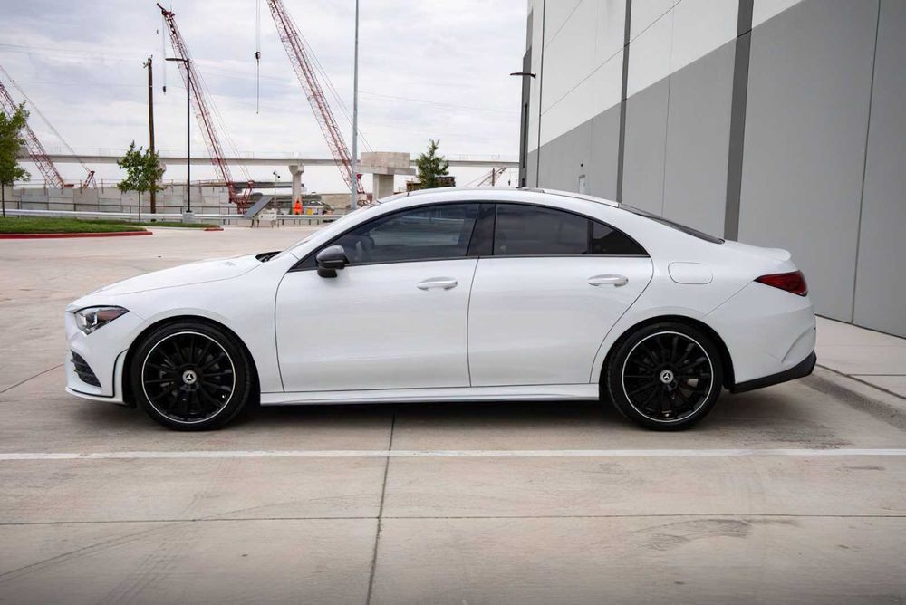 Mercedes-Benz CLA 250      2022