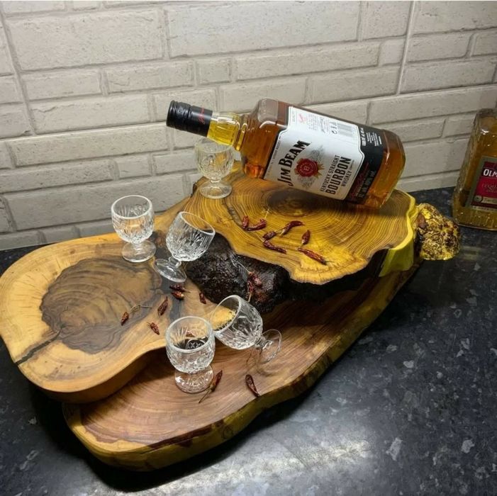 Поднос доска для мяса нарезки из спила дерева таця