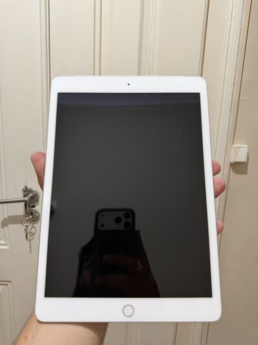 Ipad 7 perfeito estado492391872709928960
