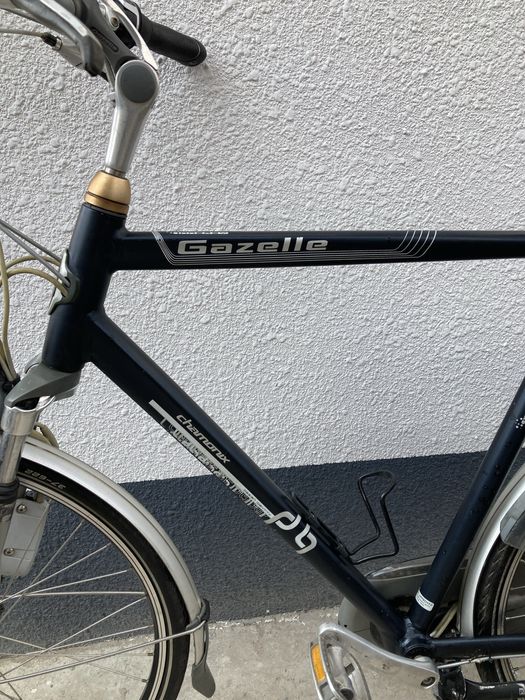 Робочий електровелосипед  GAZELLE 28 колеса без зарядки все працює - заряджається і їде