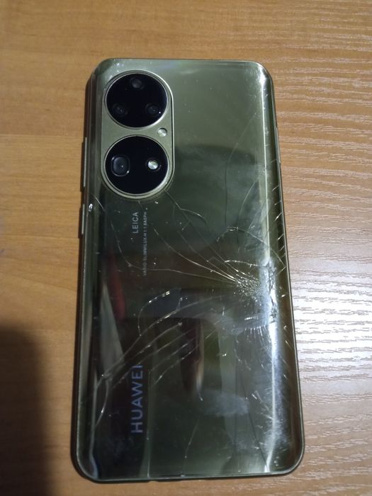 Смартфон Huawei P50
