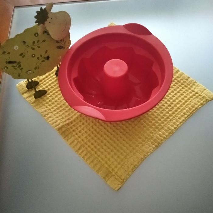 Forma em silicone Tupperware