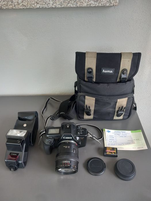 Canon EOS RT + Objetiva EF 35–105mm + Flash Canon 300EZ