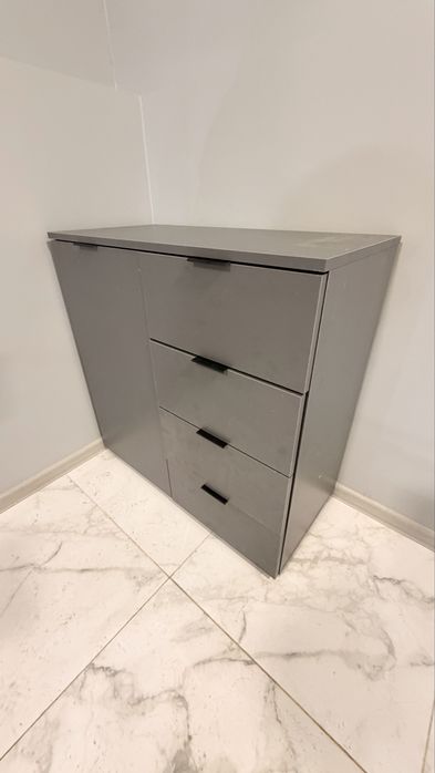 Продам меблі для салону