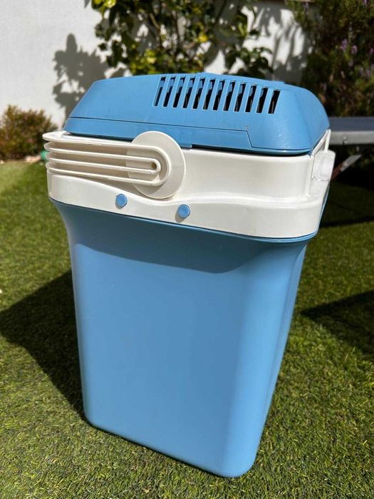Geleira eléctrica/ Frigerifico Gio’ Style – 21L – 12V/230V