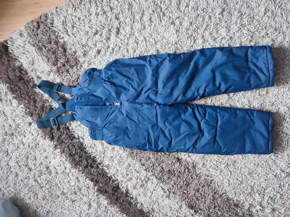 Зимовий комбінезон