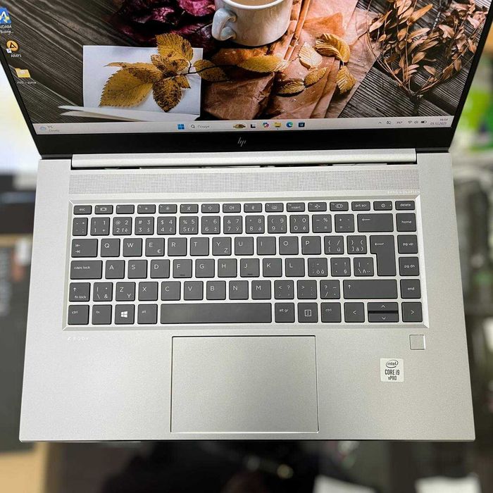 Ноутбук HP ZBook Studio G7 • i9-10885H • 32GB • 1TB SSD • Quadro T2000