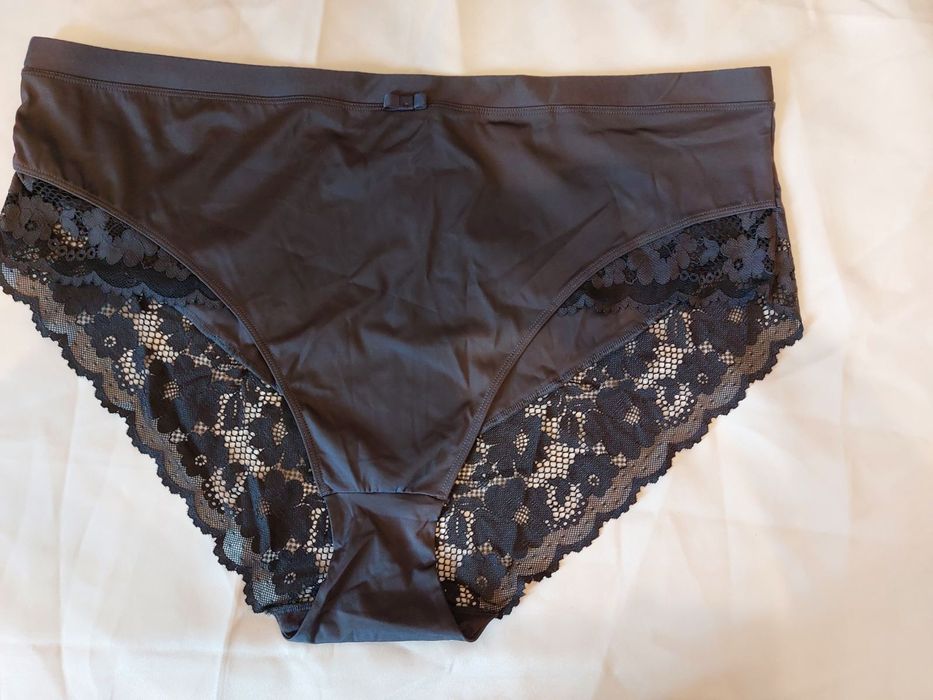 Трусы ,бюзгалтер женские большого размера