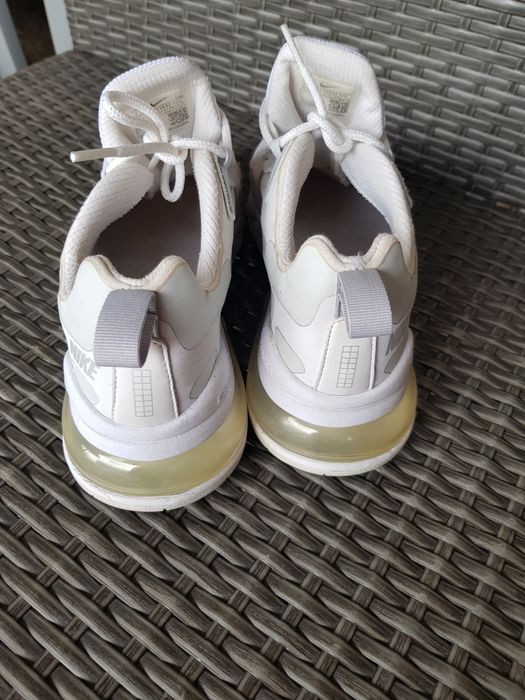 Кросівки Nike air max 270
