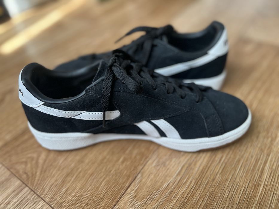 Женские кроссовки Reebok