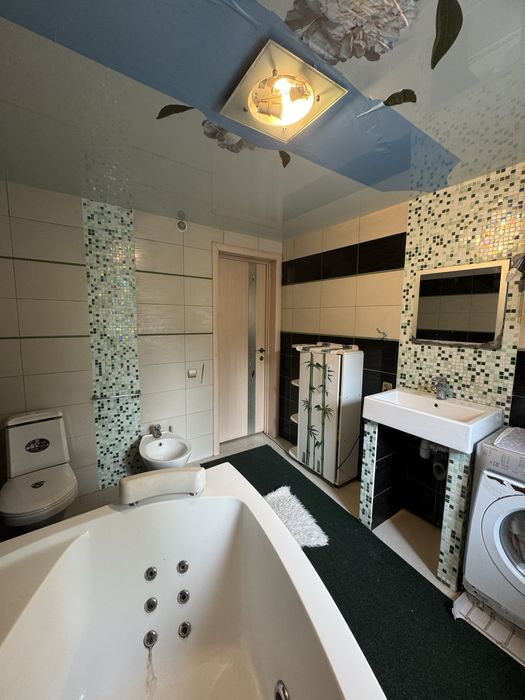 Продаж чудового будинку