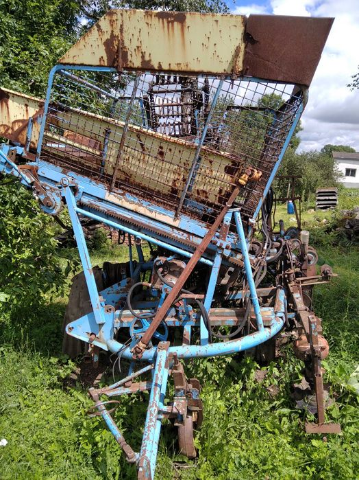 Продам Бурякозбиральний Комбайн