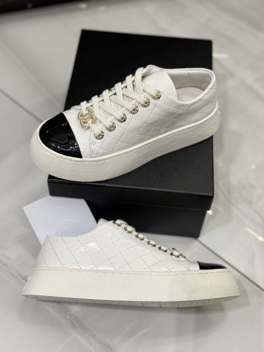 Trampki Chanel White Leather