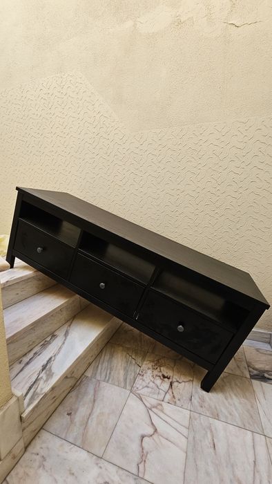 Urgente! Móvel TV IKEA preto