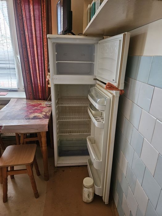 Сдаю 2к квартиру на Досааф  с Агв