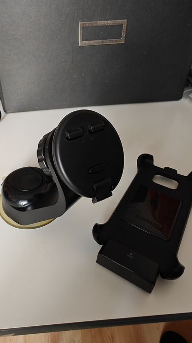 Samsung Galaxy S II (S2) Desktop Dock Station + Vehicle Dock  ECR-D1A2