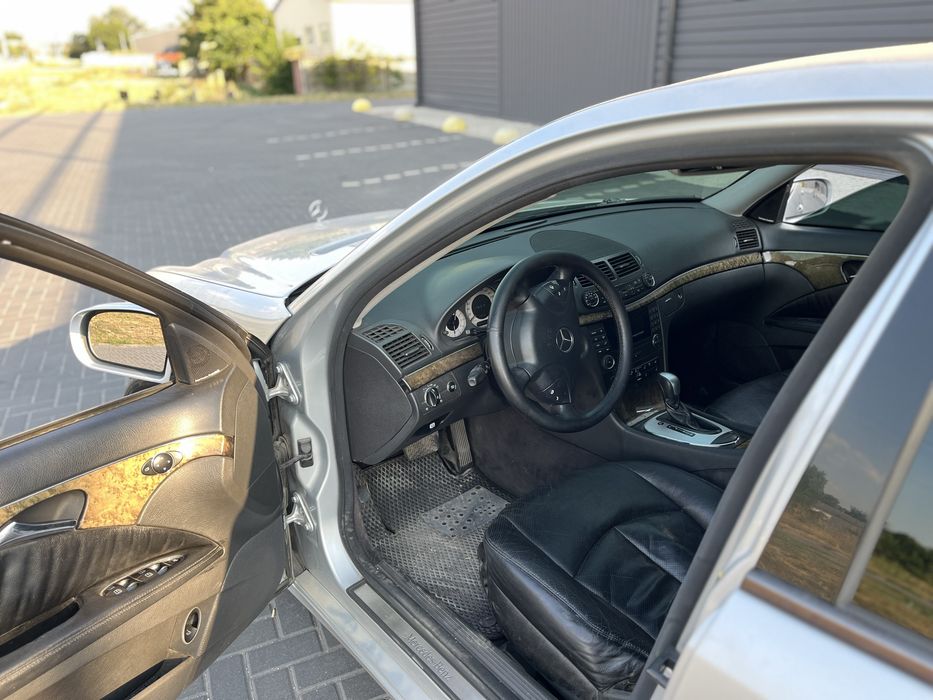 Mercedes-Benz E350 4MATIC (W211), 3.5 бензин