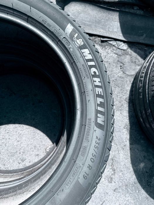 235 50 19 Michelin Crossclimate 2 80% Шини Літо 2024