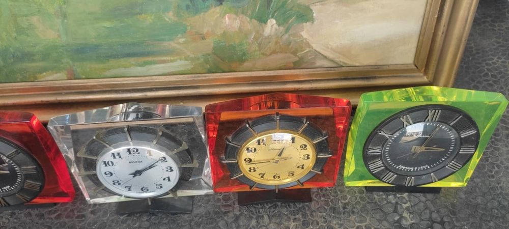 Sprzedam kolekcję zegarków Molnija