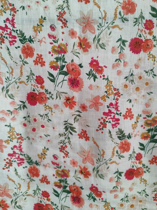 Lniany top w kwiaty
