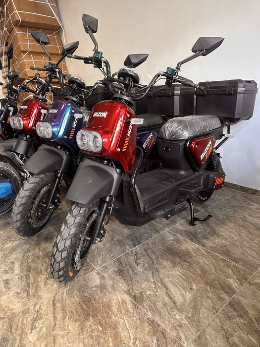 Безкоштовна доставка.Елетроскутер BIZON 1200 watt 72V25A CR4 fada crosser