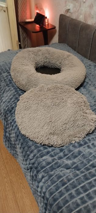 Кроватка для кошек и собак.