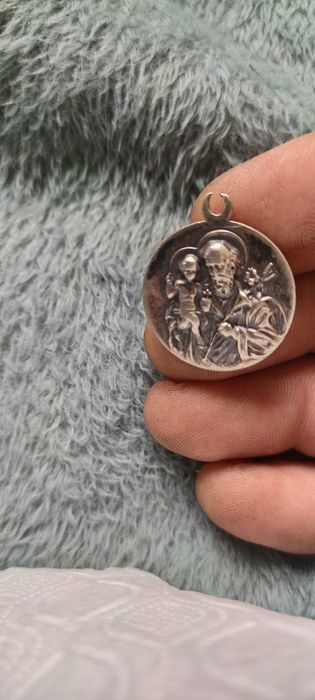 Okazja Piękny stary srebrny medalik