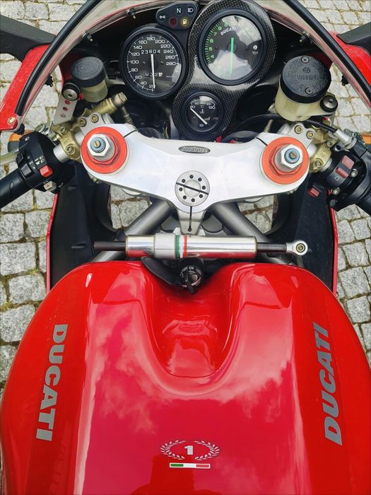 Ducati 748 biposto