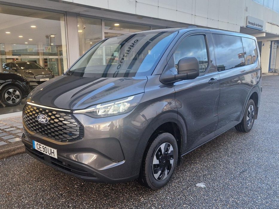 Ford Transit Custom KOMBI BEV 83kWh 136cv TREND