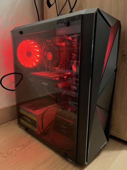 Komputer stacjonarny – i5/Xeon + GTX 1050 Ti + 16 GB RAM + SSD + 1 TB