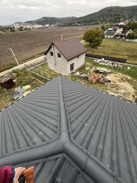 Покрівельні роботи, ринви, підшиви