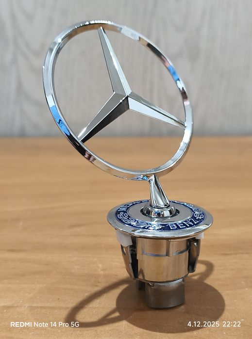 Znaczek Mercedes emblemat Mercedes celownik Mercedes