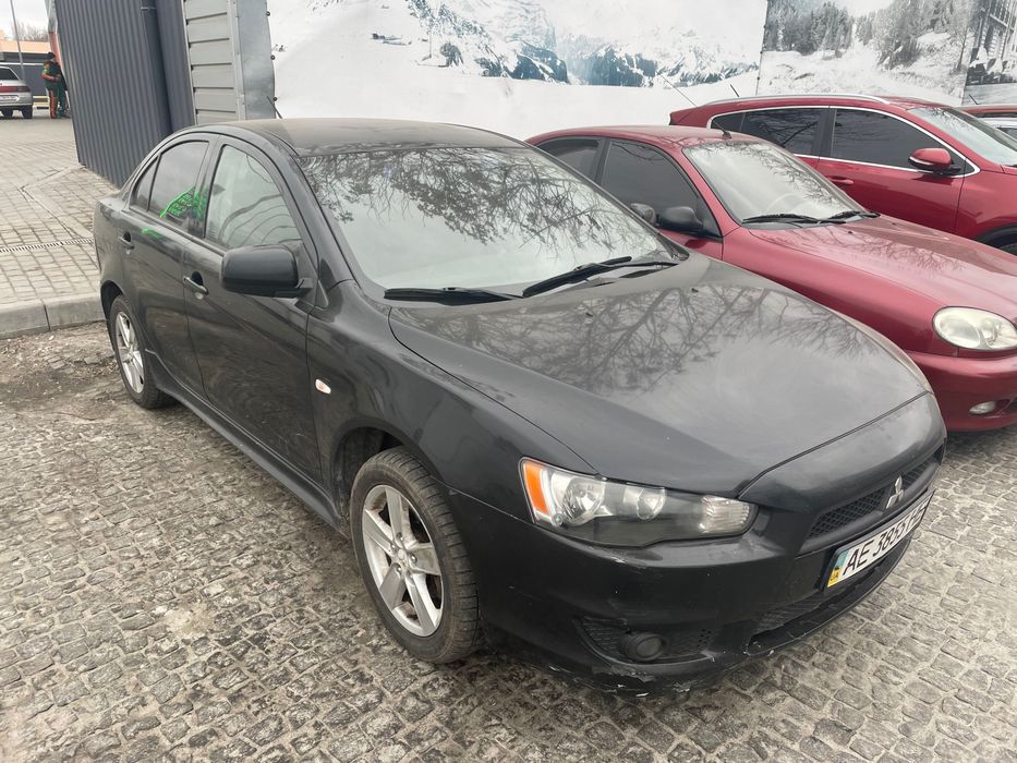 Митсубиси Лансер 2007год