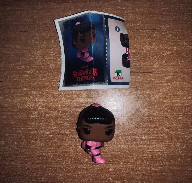 Фігурки осд:Еріка, Демогорон, кіндер джой, дивні дива, фанко поп.