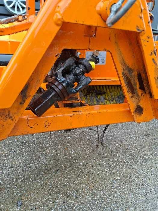 ZAMIATARKA do ciągnika ISEKI KL-110.