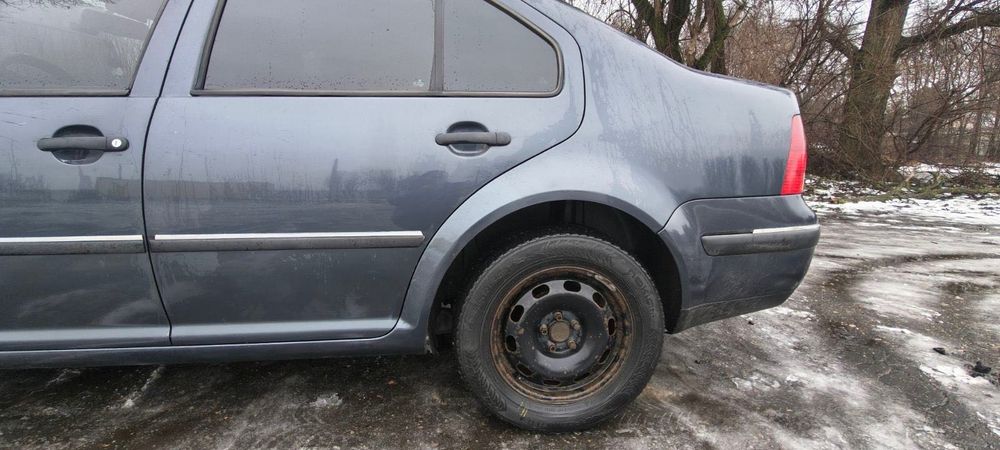 Фольцваген бора ,