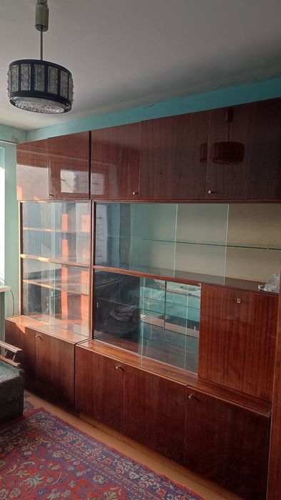 Стінка у вітальню