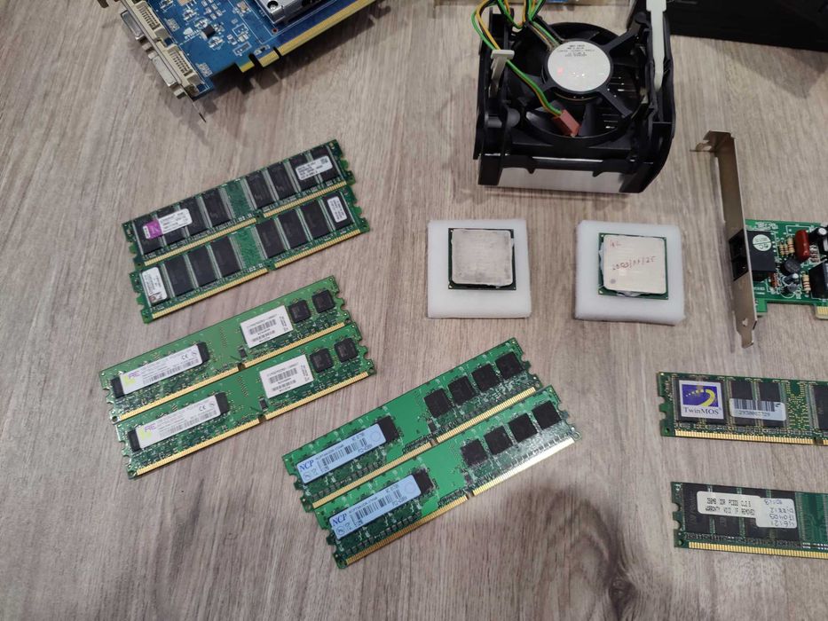 Pack Mat. Informático  [RAM - CPU - GPU - DISQUETE - DVD - CD - MODEM]64171709323523122