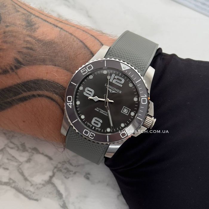 Часы Longines Hydroconquest серые мужские Годинник