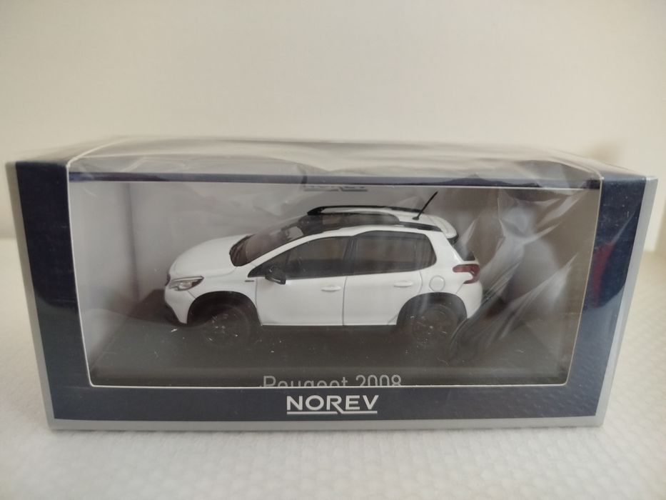 Miniatura Peugeot 2008 Nova 1/43