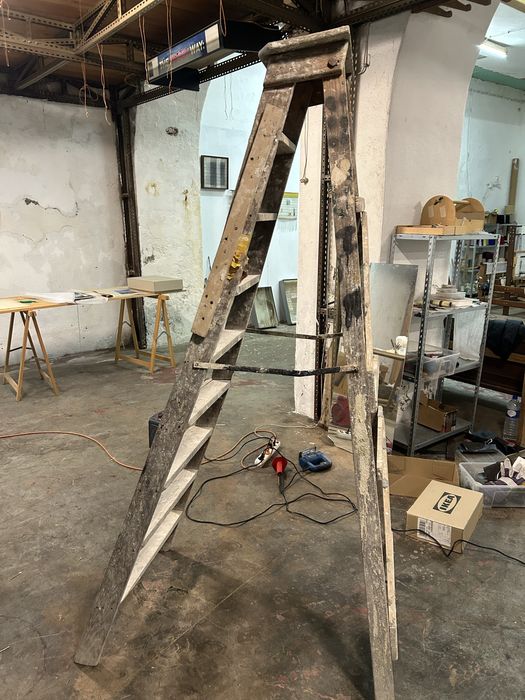 Escadote antigo funciona