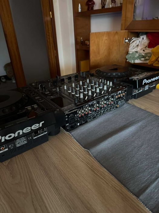 Vendo Pioneer 2x CDJ 900 + DJM 800
