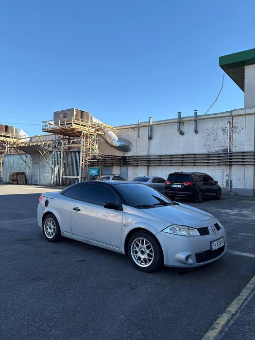 Renault Megane 2 cabriolet криша працює