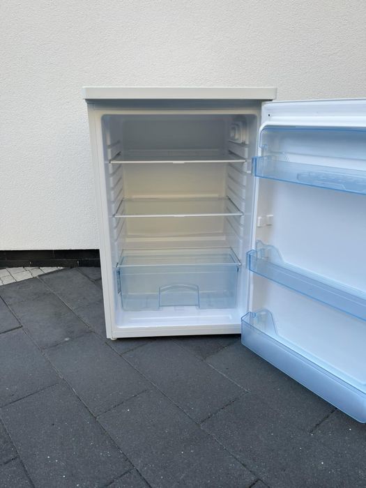 Холодильник без морозильної камери