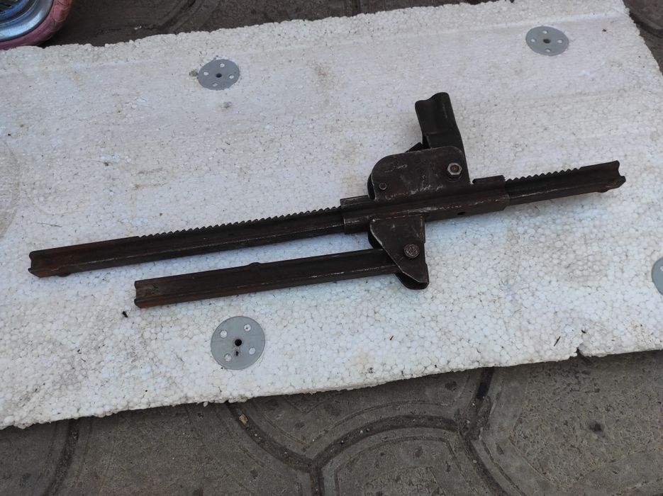 Домкрат механический реечный РУЗ 0,5 СССР