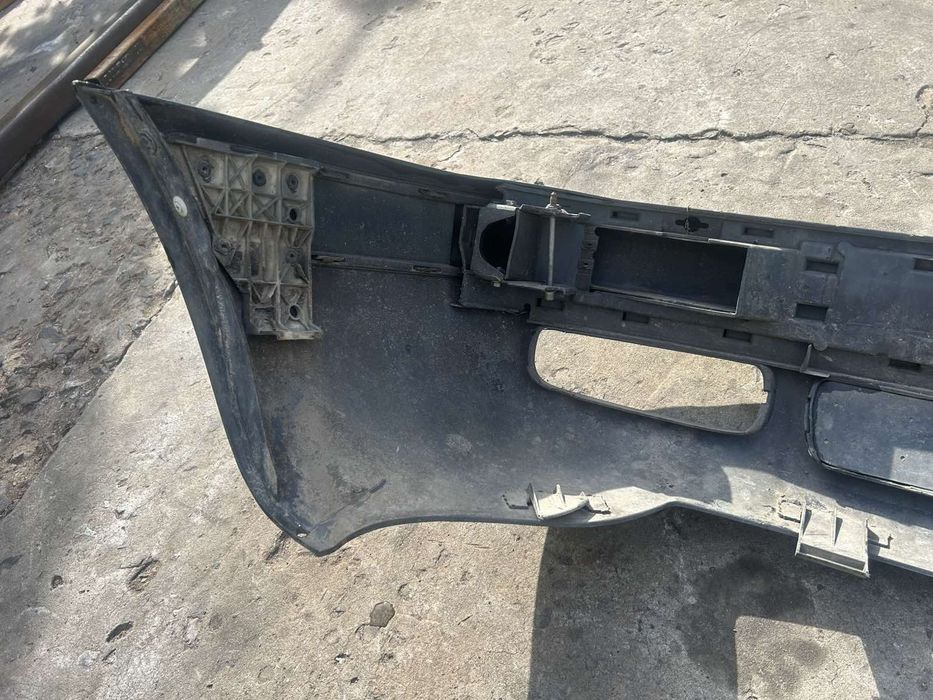 Бампер Ауді 80 б4 Audi 80 b4