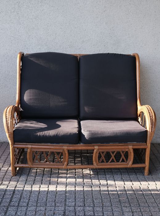 Conjunto de sofás em verga